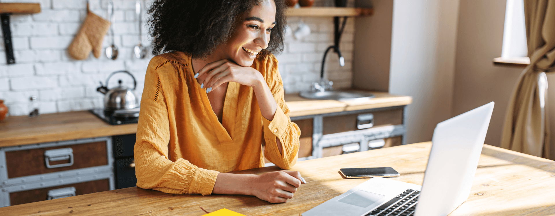 Remote employee working from home and recording her habits for Scope 3 reporting